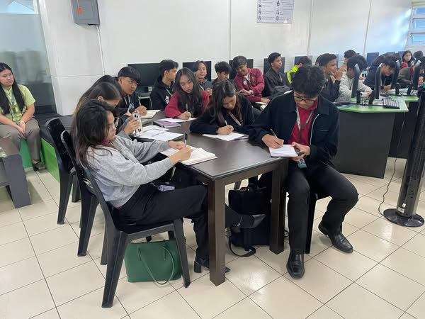 𝐒𝐇𝐒 𝐒𝐭𝐮𝐝𝐞𝐧𝐭𝐬 𝐀𝐝𝐯𝐚𝐧𝐜𝐞 𝐑𝐞𝐬𝐞𝐚𝐫𝐜𝐡 𝐂𝐨𝐦𝐩𝐞𝐭𝐞𝐧𝐜𝐢𝐞𝐬 𝐓𝐡𝐫𝐨𝐮𝐠𝐡 𝐋𝐢𝐛𝐫𝐚𝐫𝐢𝐞𝐬’ 𝐈𝐧𝐟𝐨𝐫𝐦𝐚𝐭𝐢𝐨𝐧 𝐋𝐢𝐭𝐞𝐫𝐚𝐜𝐲 𝐏𝐫𝐨𝐠𝐫𝐚𝐦