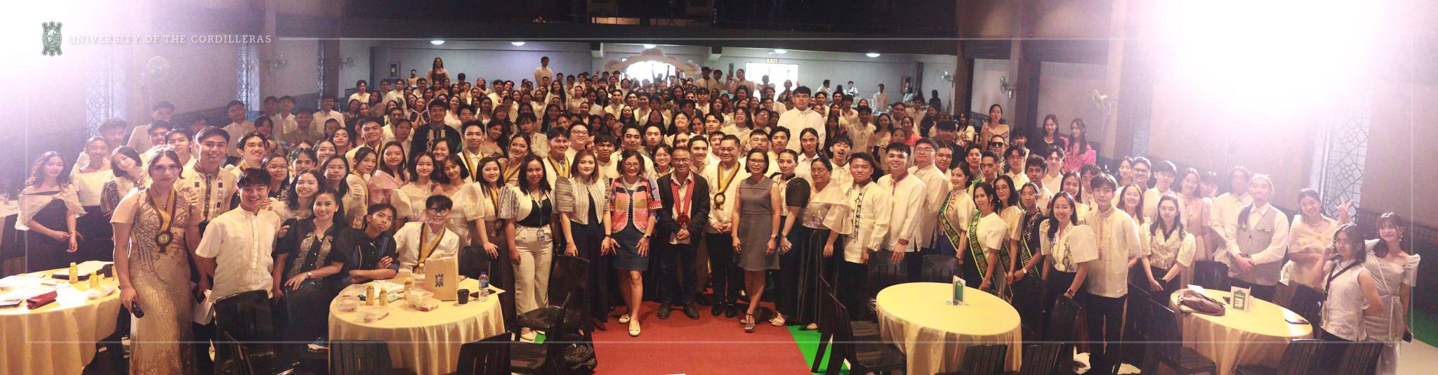 ๐๐๐ ๐๐๐๐ข๐๐๐ซ๐ฌ, ๐๐ญ๐ฎ๐๐๐ง๐ญ ๐๐๐๐๐๐ซ๐ฌ ๐๐ฐ๐จ๐ซ๐ง ๐๐ง ๐ญ๐จ ๐๐๐ซ๐ฏ๐ ๐๐ง๐ ๐๐ซ๐๐ง๐ฌ๐๐จ๐ซ๐ฆ ๐๐ญ ๐๐ ๐๐๐ฌ๐ฌ ๐๐ง๐๐ฎ๐๐ญ๐ข๐จ๐ง