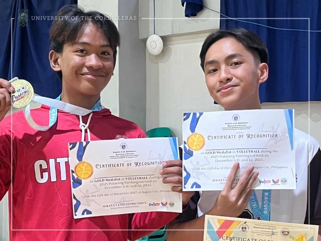 ๐๐๐๐๐ ๐๐ญ๐ฎ๐๐๐ง๐ญ๐ฌ ๐๐๐ ๐๐จ๐ฅ๐ ๐๐๐๐๐ฅ ๐๐ญ ๐ญ๐ก๐ ๐๐๐๐ ๐๐๐ฅ๐๐ซ๐จ๐ง๐ ๐๐๐ง๐ฅ๐ฎ๐ง๐ ๐ฌ๐จ๐